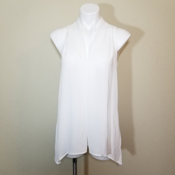 NWT Neiman Marcus Ivory Sleeveless Blouse Sz M - Picture 1 of 8